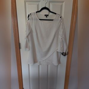 Elegant White Cold Shoulder Top